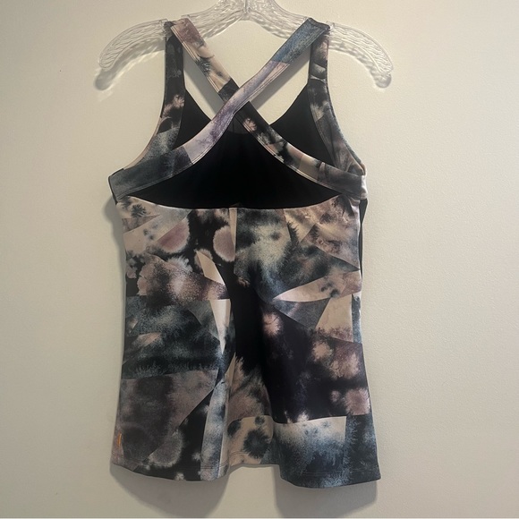 LUCY Sun Salutation Bra Activewear Top - Picture 4 of 10